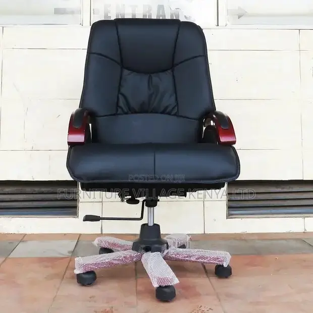 Directors Executive Seat
