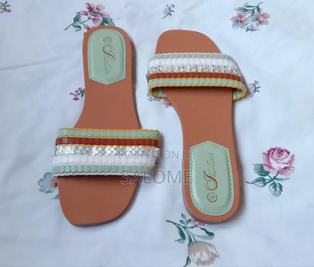 Sallie's Sandals - thumbnail 9