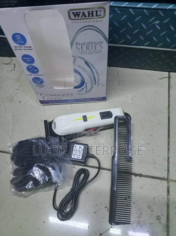 Wahl Cordless Shaver Machine - main view