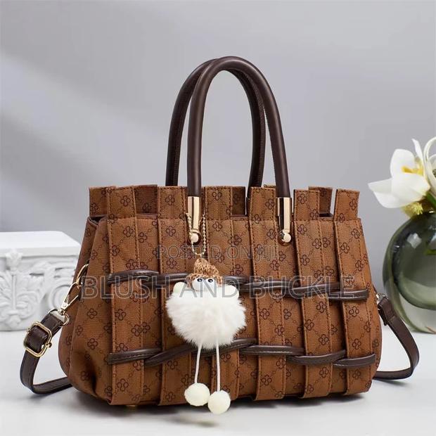 Sleek Handbag - thumbnail 6