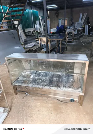 Excelling Modernized Stainless Steel Electric Chips Warmer Display