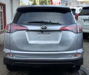 Toyota RAV4 2016 Silver