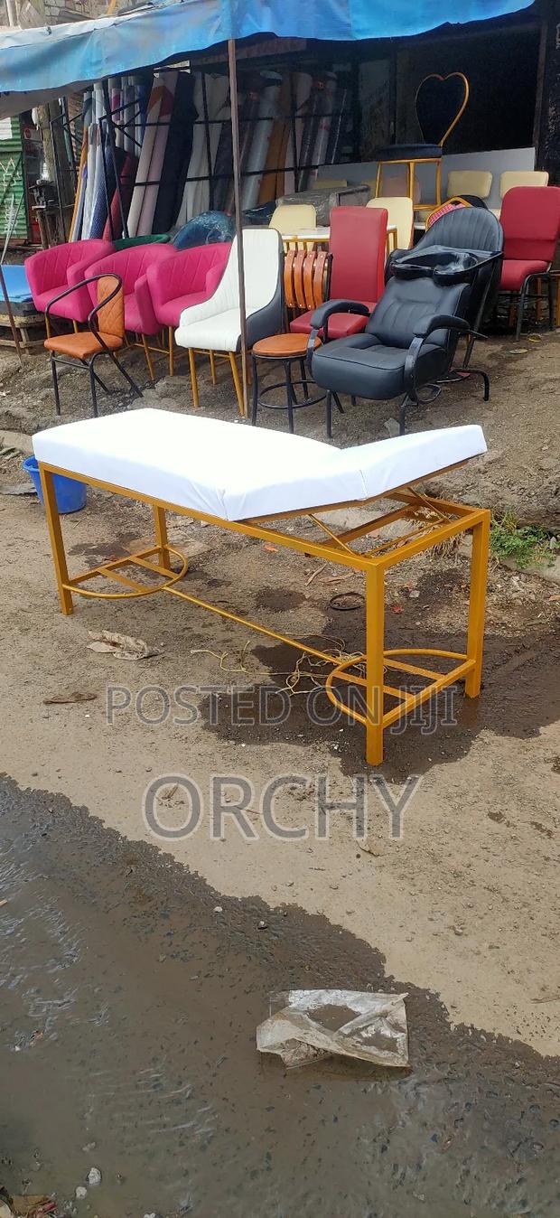 White Gold Massage Bed - thumbnail 2