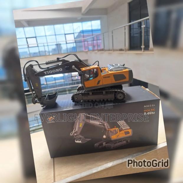 Remote Control Excavator Truck - thumbnail 3