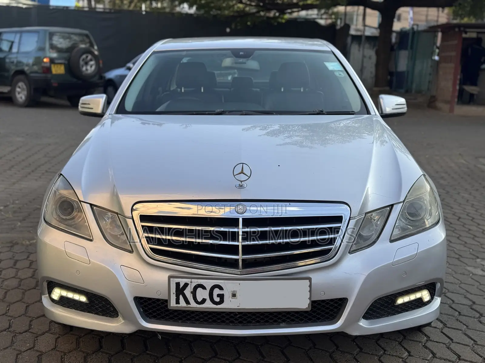 Mercedes-Benz E350 2010 Silver
