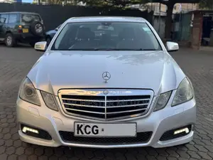Mercedes-Benz E350 2010 Silver