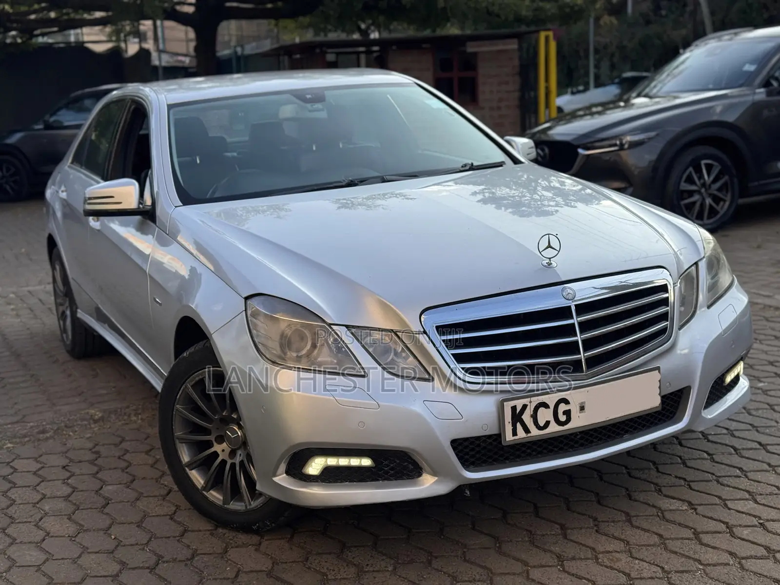 Mercedes-Benz E350 2010 Silver