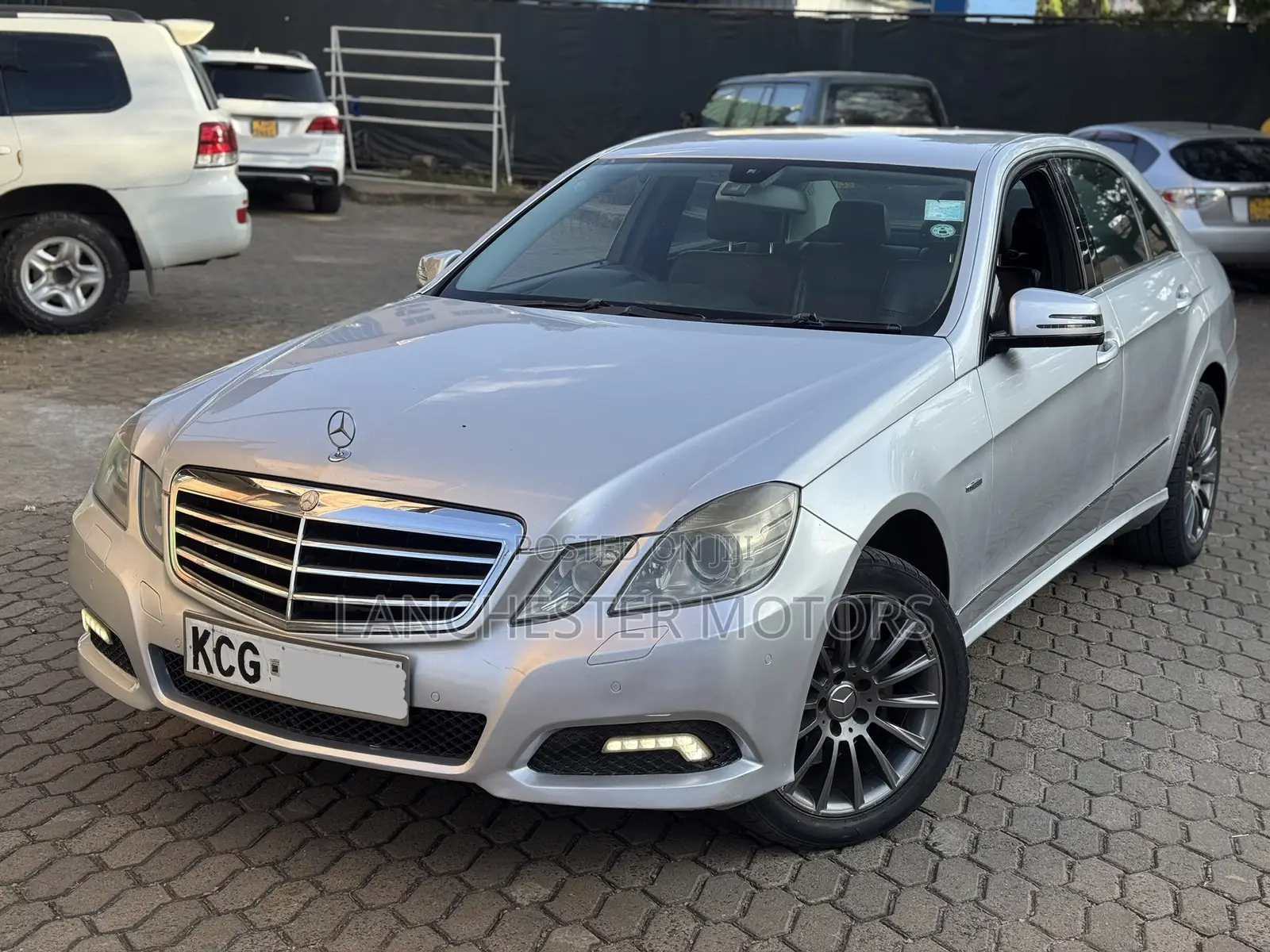 Mercedes-Benz E350 2010 Silver