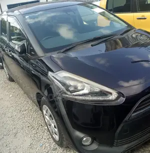 New Toyota Sienta 2019 Beige