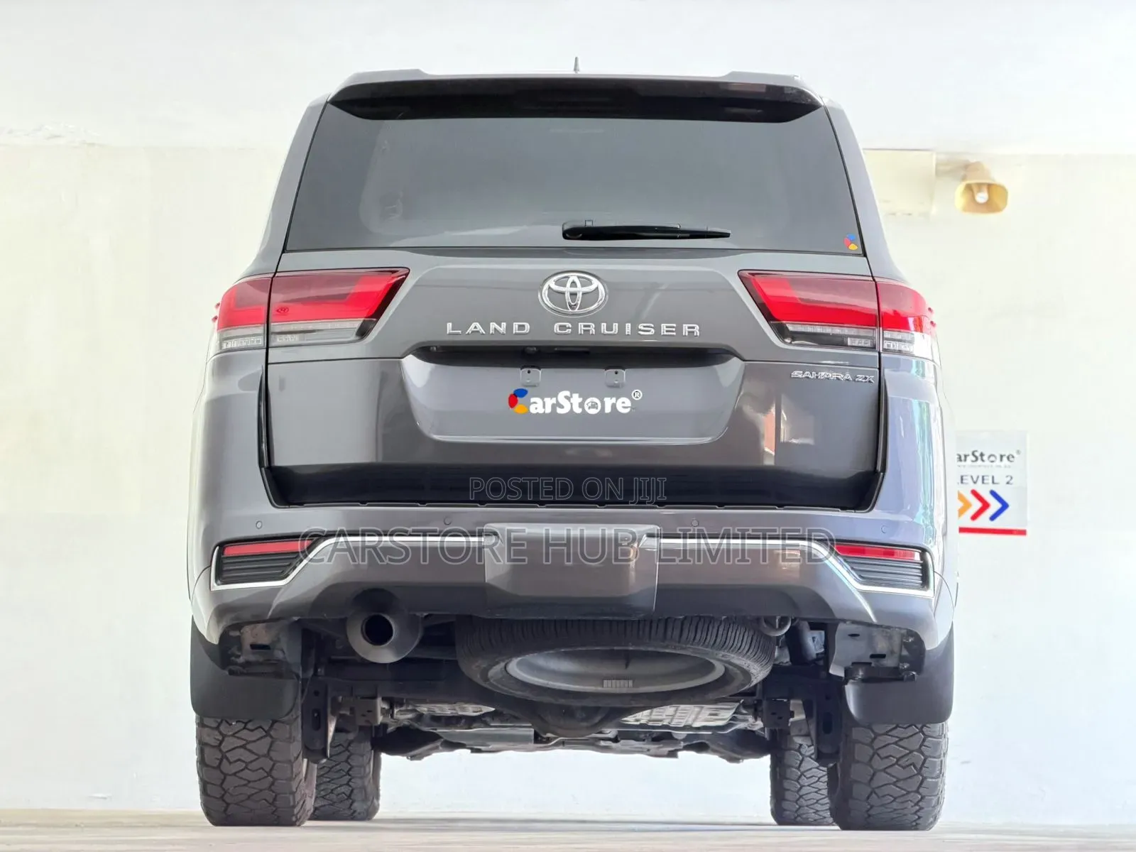 Toyota Land Cruiser LC300 2022 Gray