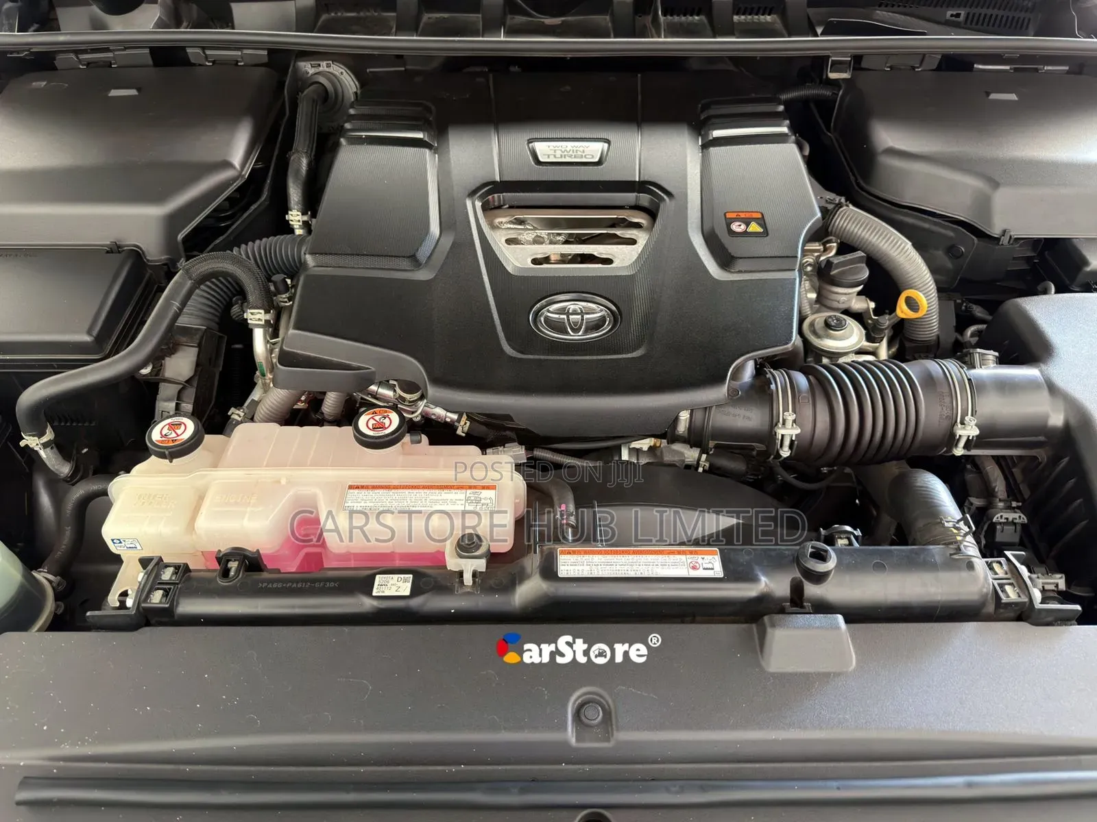 Toyota Land Cruiser LC300 2022 Gray