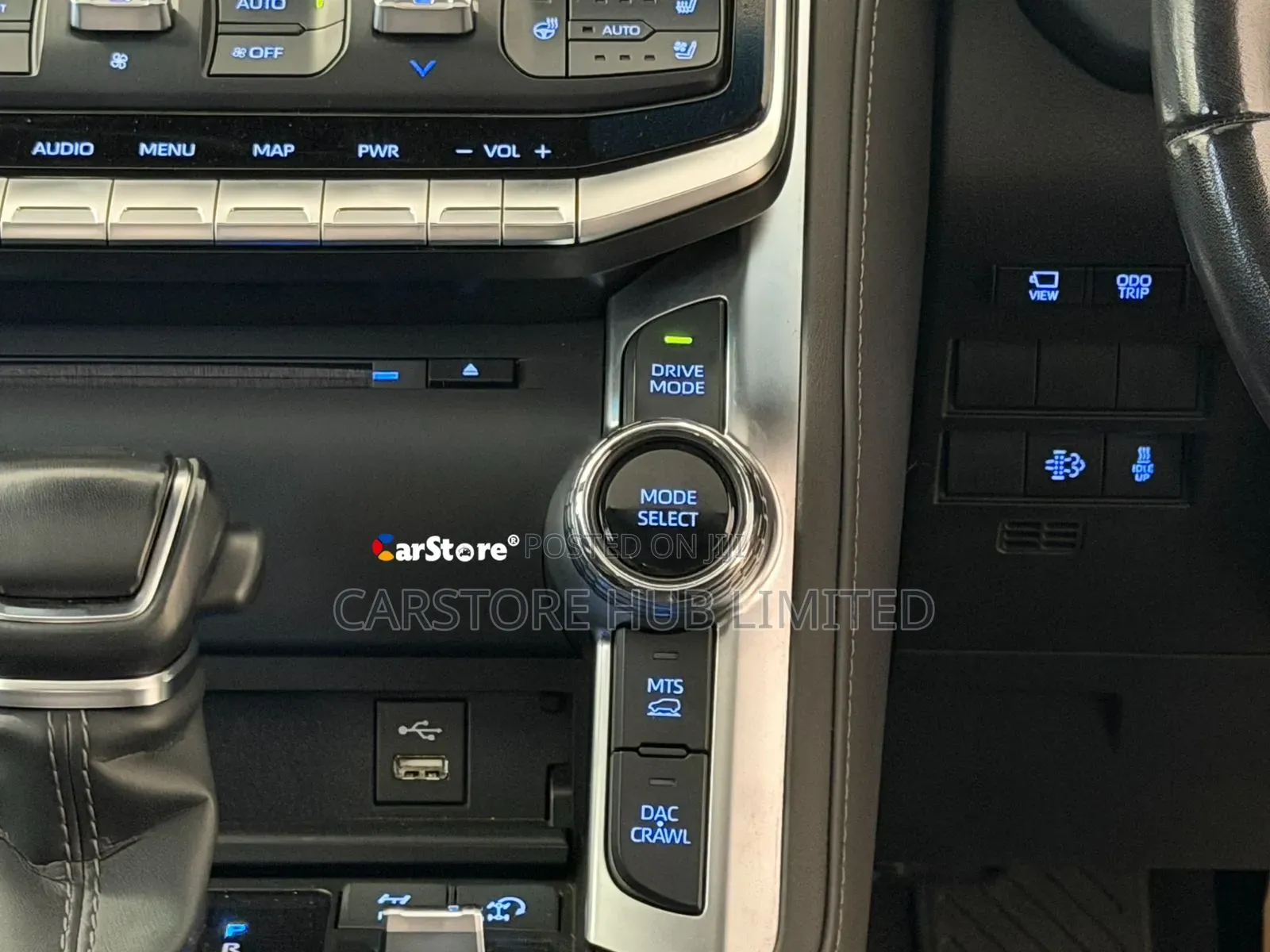 Toyota Land Cruiser LC300 2022 Gray