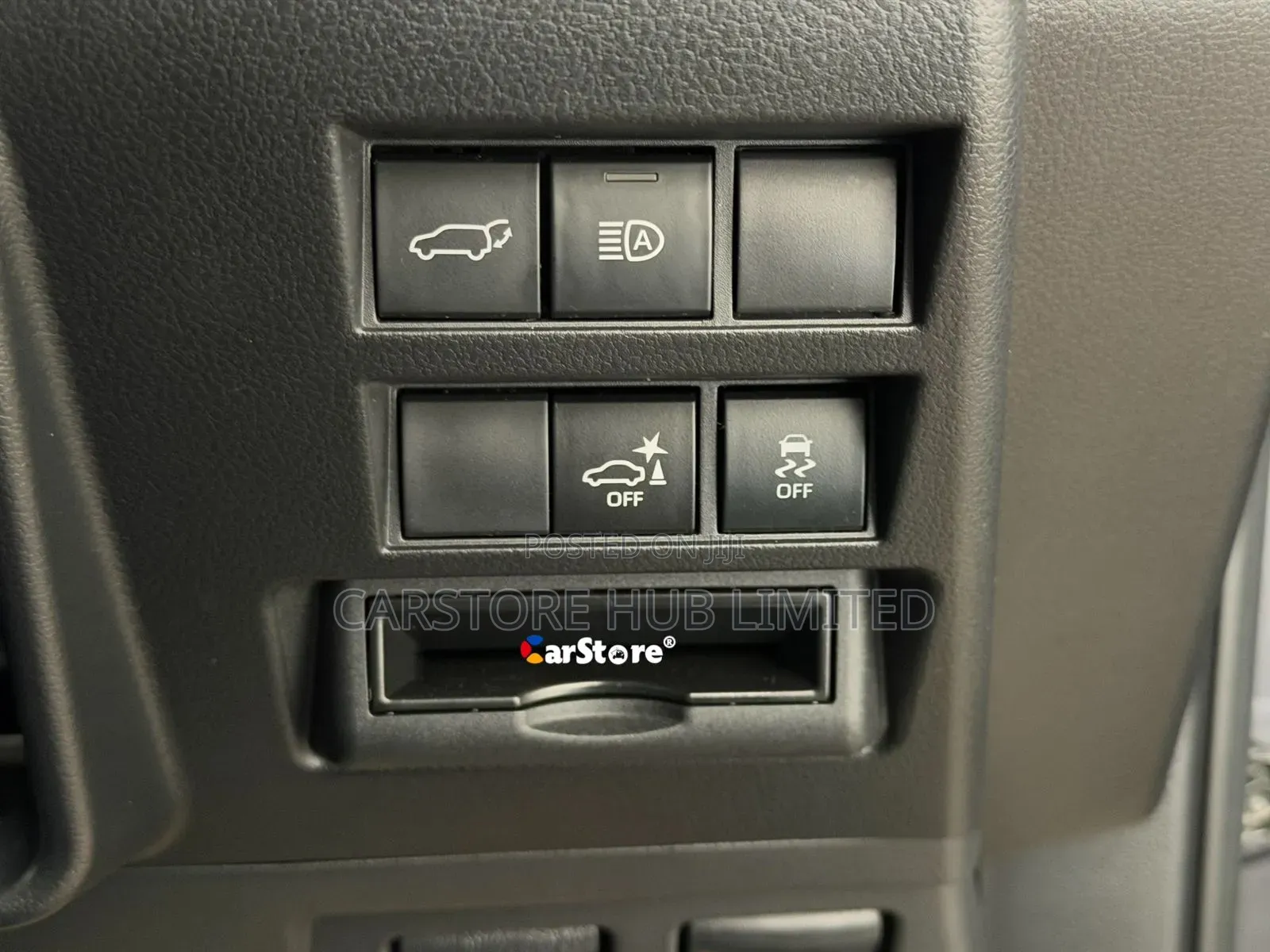 Toyota Land Cruiser LC300 2022 Gray