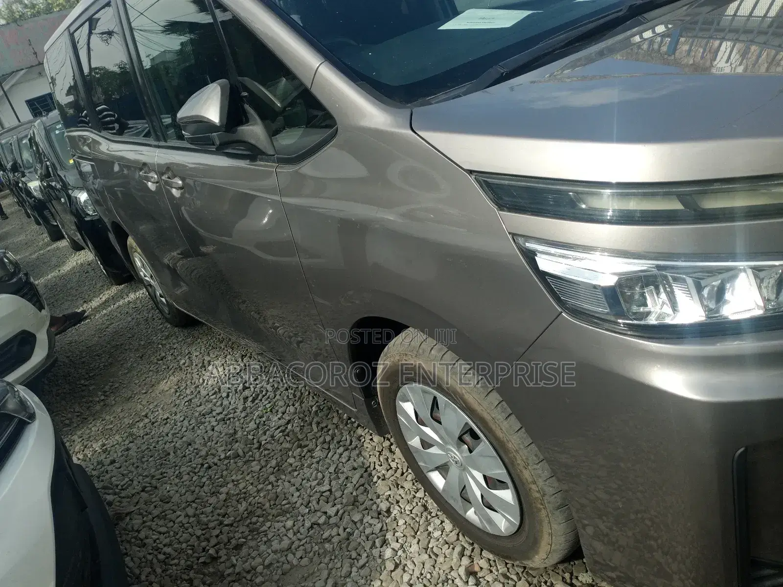 New Toyota Voxy 2018 Beige