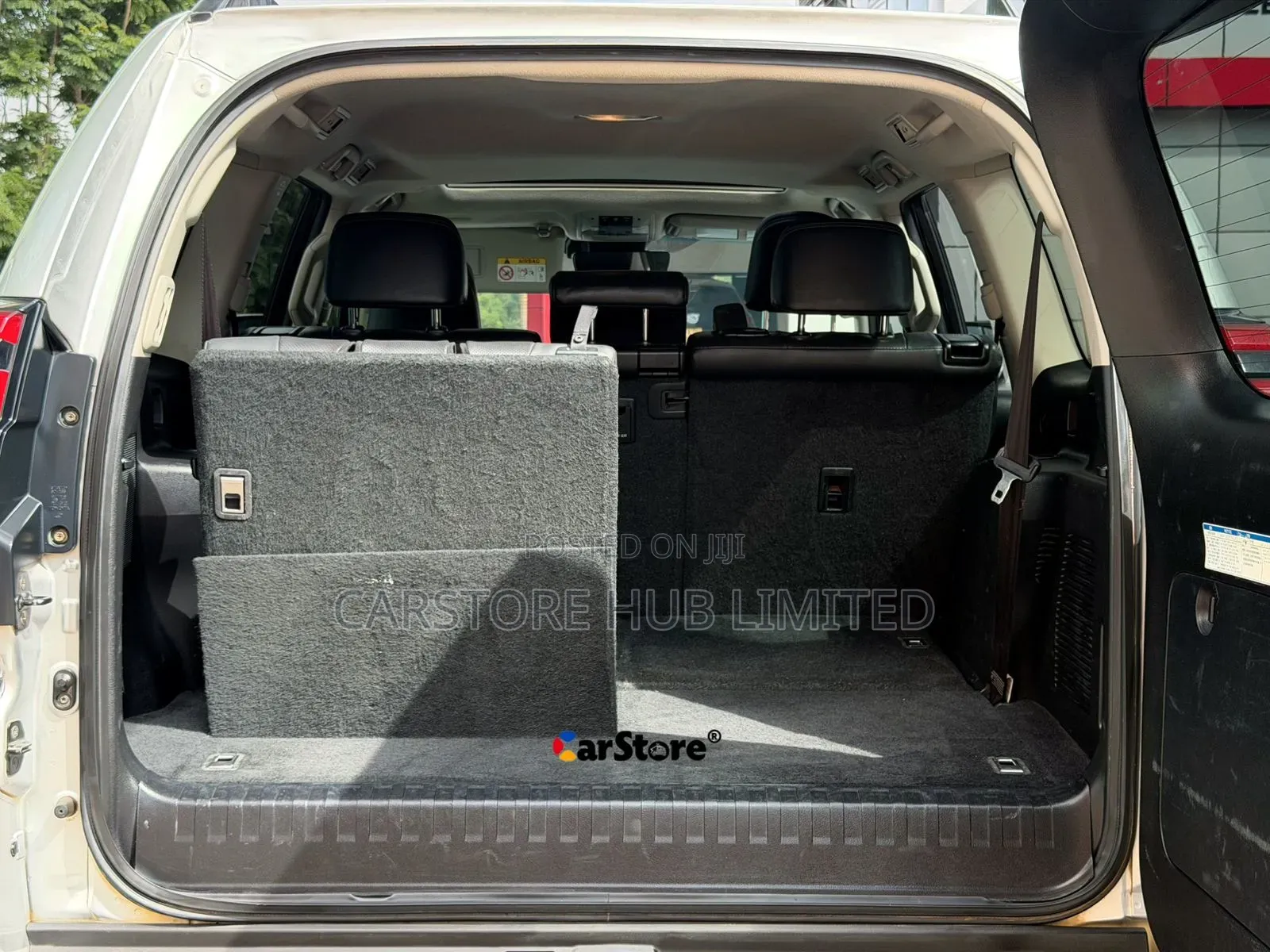 Toyota Land Cruiser Prado 2.8 2022 Silver
