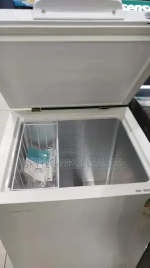 Semi Commercial New Hisense 142l Freezer. ✓[