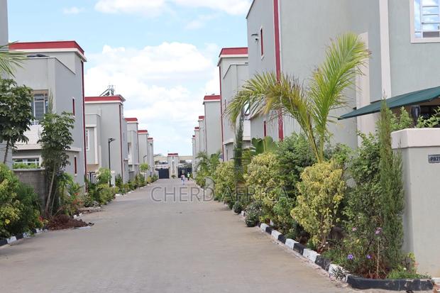 4bdrm Villa in Pinebrook Premier, Kitengela for sale - thumbnail 2