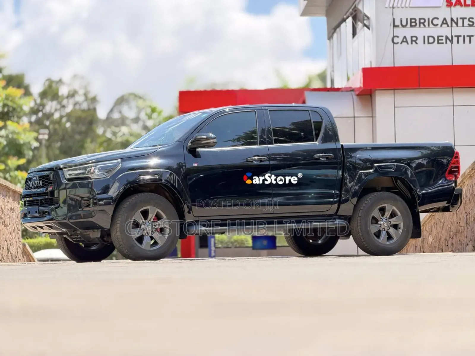 Toyota Hilux 2022 Black