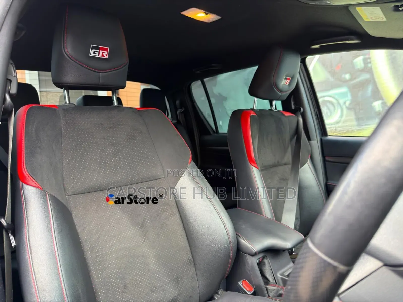 Toyota Hilux 2022 Black