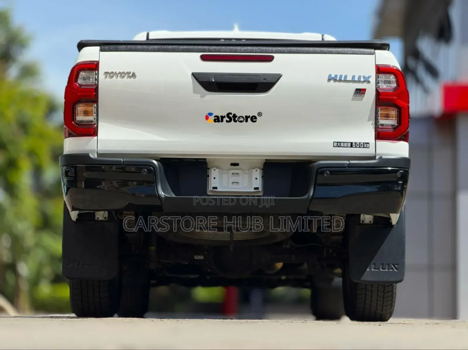 Toyota Hilux 2022 White