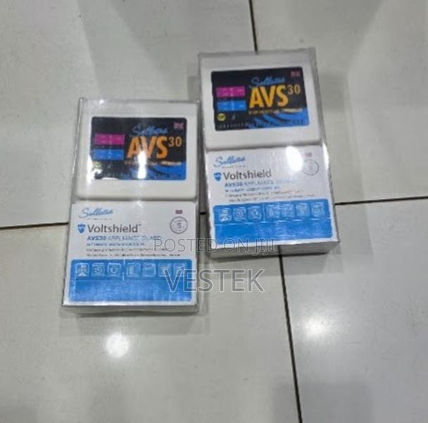 Sollatek Avs 30a Automatic Voltage Switch Stabilizer Regulator - main view