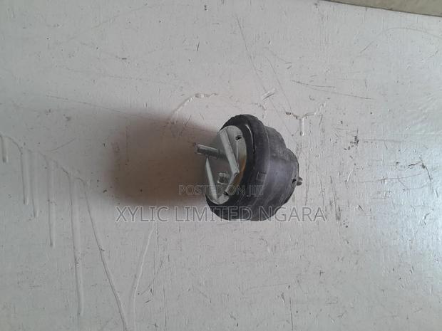 BMW E46 Front Engine Mounting