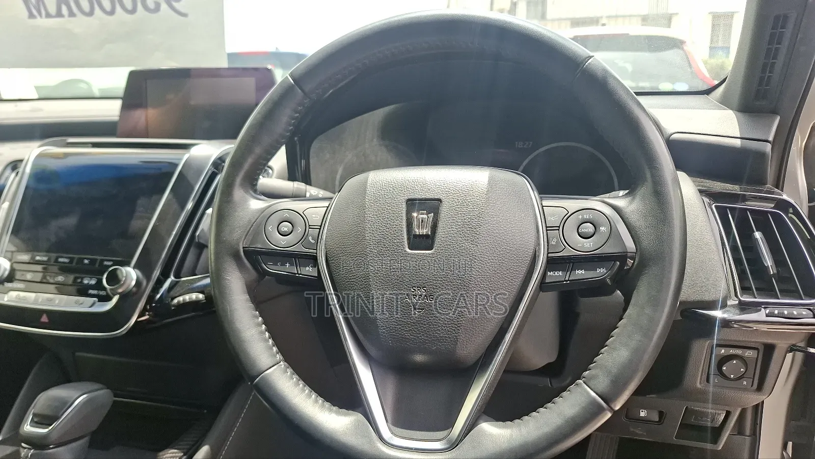 Toyota Crown 2020 Silver