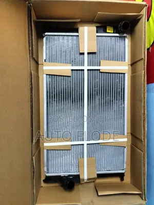 BMW Radiator(Manual) X1 N20 Engine.