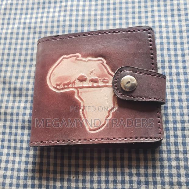 Handmade Leather Wallet - thumbnail 5