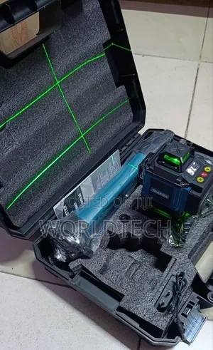 Makita Cordless Laser Level With Tripod Stand
