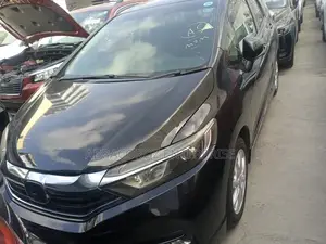 New Honda Fit Shuttle 1.5 G 2WD 2017 Black