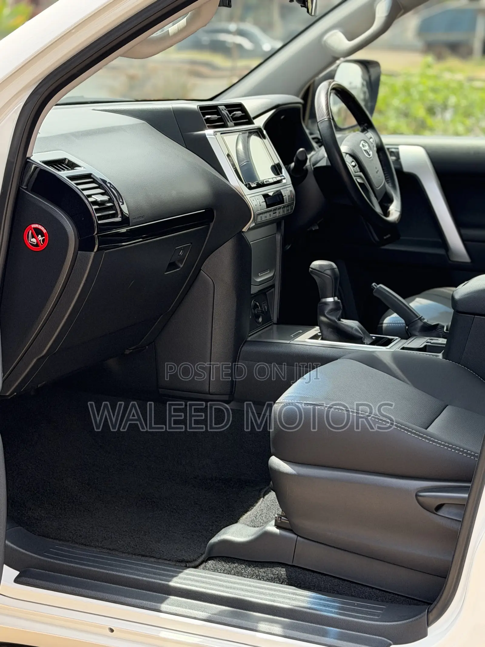 Toyota Land Cruiser Prado 2.7 2019 White