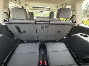 Toyota Land Cruiser Prado 2.7 2019 White