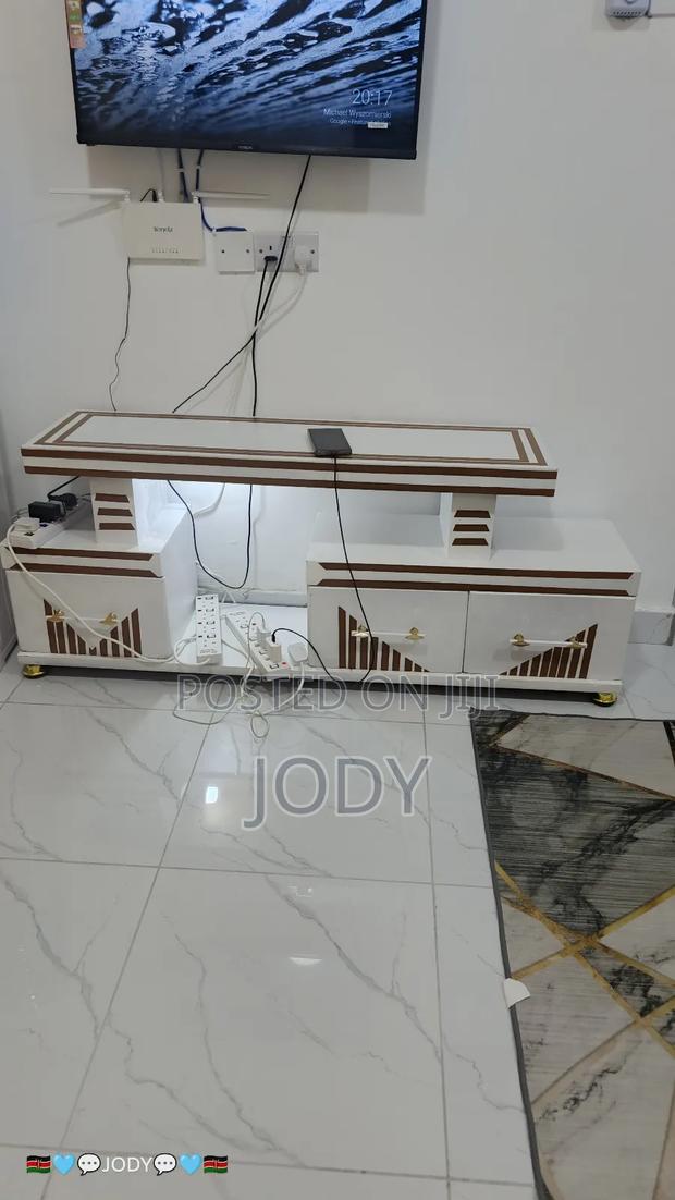 Modern Tv Stand – Elegant & Durable - main view