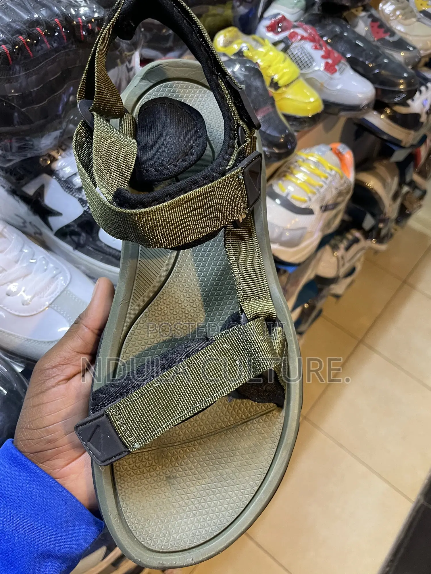 Teva Sandals/ Open/