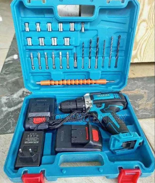 Heavy Duty Makita Cordless Drill - main view