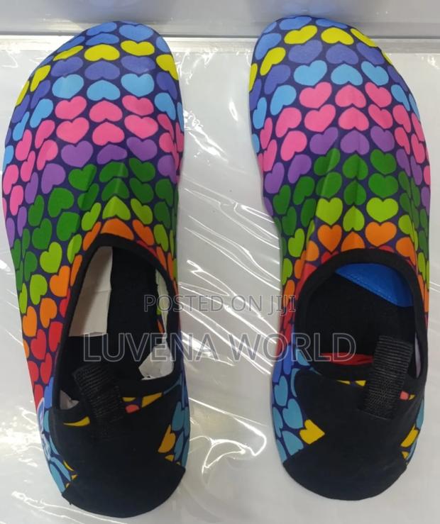 Non Skid Shoes - thumbnail 2