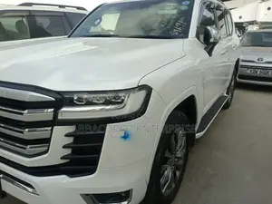Toyota Land Cruiser Prado 2020 White