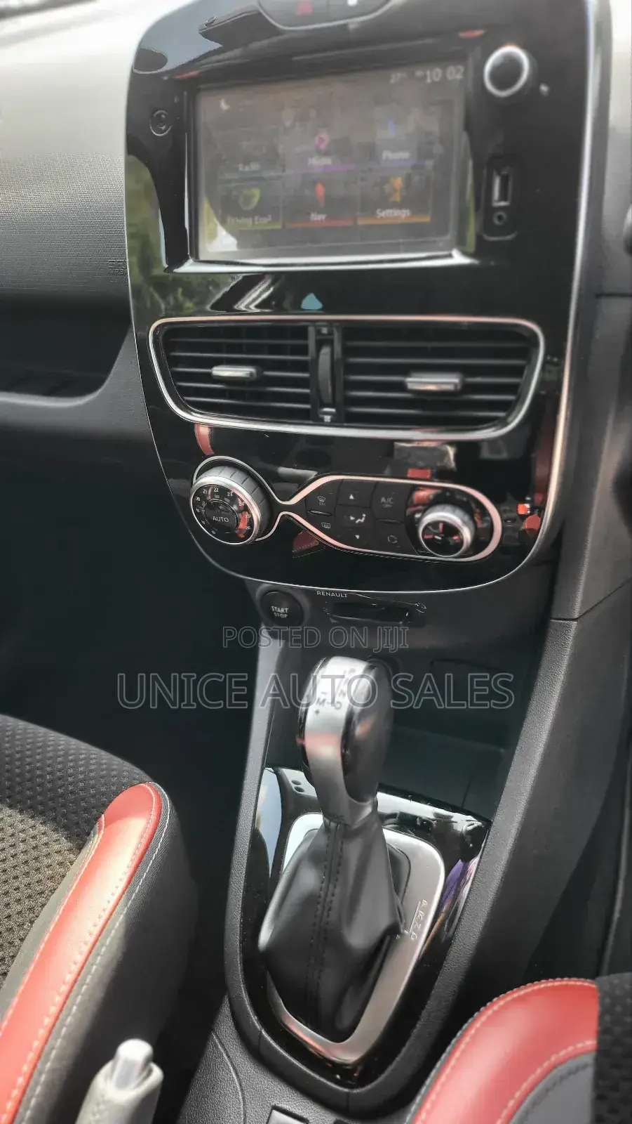 Renault Lutecia 2018 Maroon