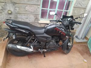 TVS Apache 180 RTR 2019 Black - main view