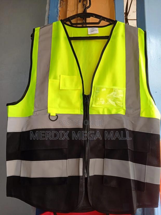 Luminous Green & Black Reflector With Pockets , Reflectors - main view