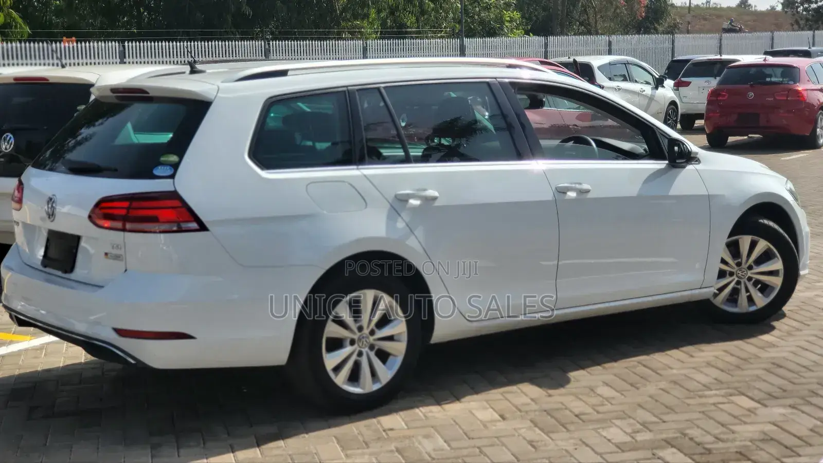 Volkswagen Golf 2018 White