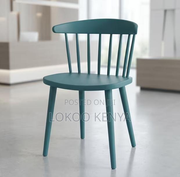 Dining Chair; Supper Strong Durable Plastic Armless Dining Chair