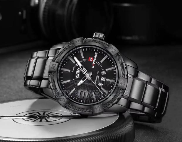 Men’S Waterproof Watch - thumbnail 2