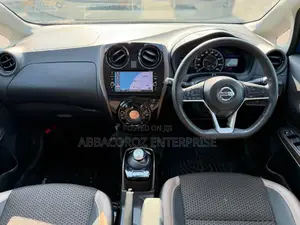 Nissan Note 1.2 Hybrid 2018 Blue