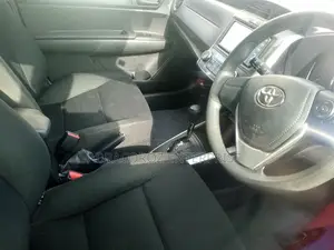 Toyota Corolla Fielder 1.5 Hybrid FWD 2019 Blue