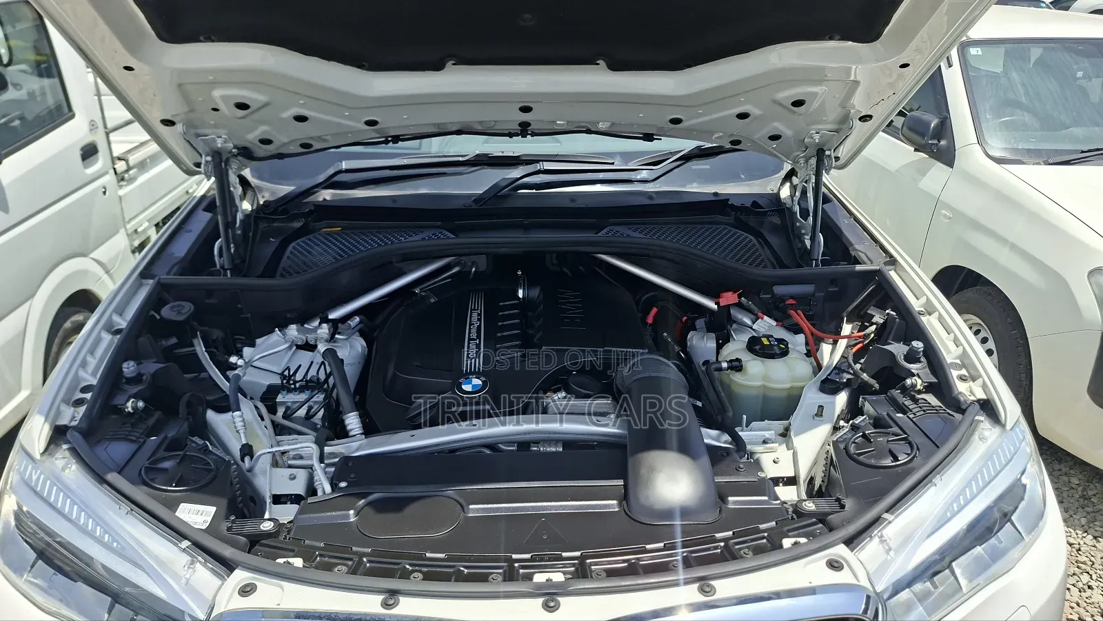 BMW X6 xDrive35i AWD 2019 White