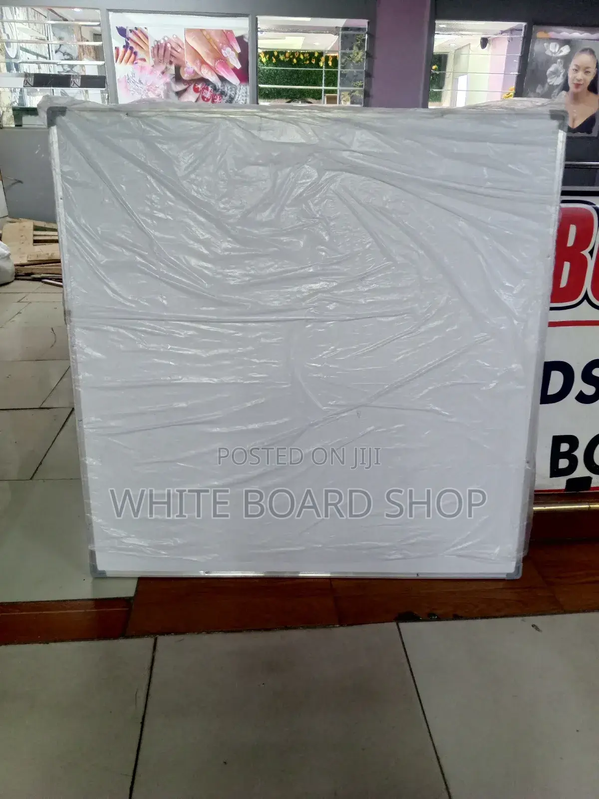 4 X 4ft Magnetic Whiteboard for Medium Classes - Brand New