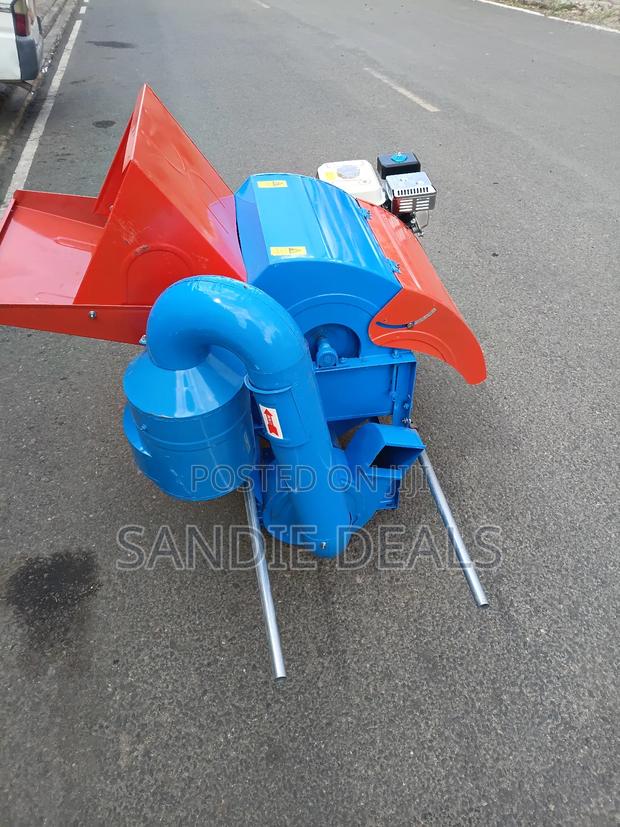 Farm Multipurpose Thresher Machine - thumbnail 2