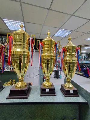Mmm023ms,Trophy, Trophies